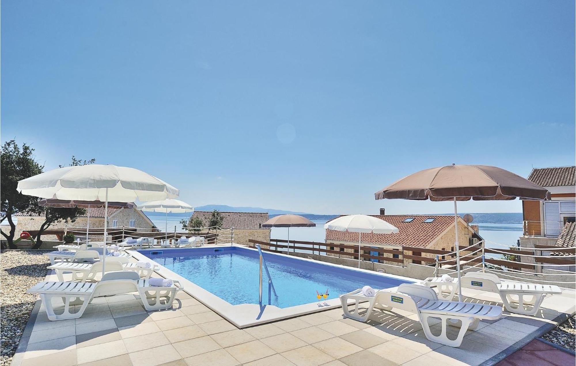 Cozy Apartment In Posedarje With House Sea View 외부 사진